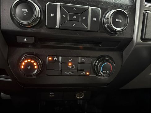 Used 2016 Ford F150 XLT RWD image 19