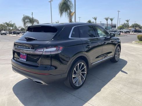 Used 2023 Lincoln Nautilus Reserve w/ Equipment Group 201A FWD image 8