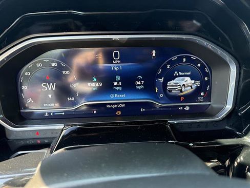 Certified 2023 Chevrolet Silverado 1500 LTZ AWD/4WD image 21