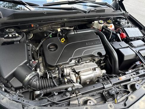 Used 2024 Chevrolet Malibu LT FWD image 31