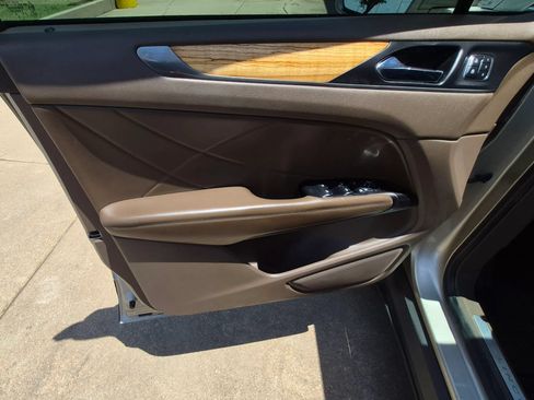 Used 2015 Lincoln MKC FWD w/ Equipment Group 102A Reserve image 14