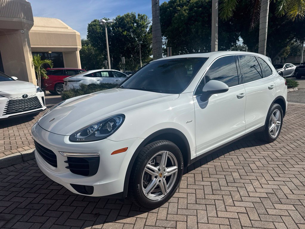 Used 2016 Porsche Cayenne Diesel AWD/4WD image 4