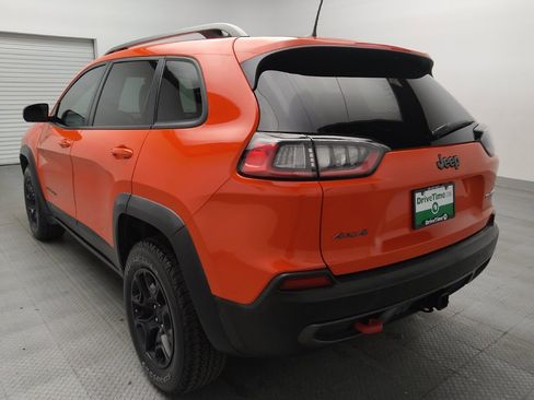 Used 2021 Jeep Cherokee Trailhawk w/ Technology Group AWD/4WD image 5