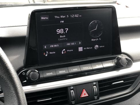 Used 2024 Kia Forte LXS image 18