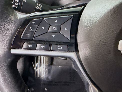 Used 2019 Nissan Altima 2.0 Edition One FWD image 14