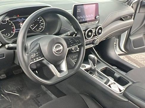 Used 2024 Nissan Sentra SV image 16