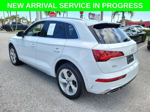 Certified 2024 Audi Q5 2.0T Prestige AWD/4WD image 3