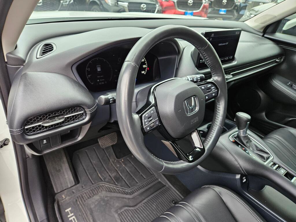 Used 2023 Honda HR-V EX-L image 17