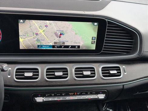 Used 2023 Mercedes-Benz GLS 450 4MATIC image 15