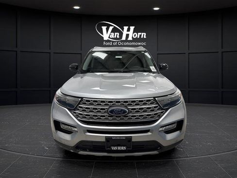 Used 2023 Ford Explorer Limited image 12