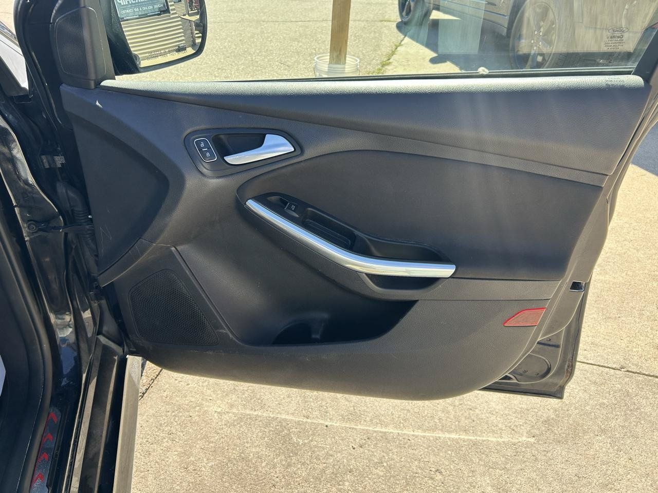 Used 2017 Ford Focus ST FWD image 16