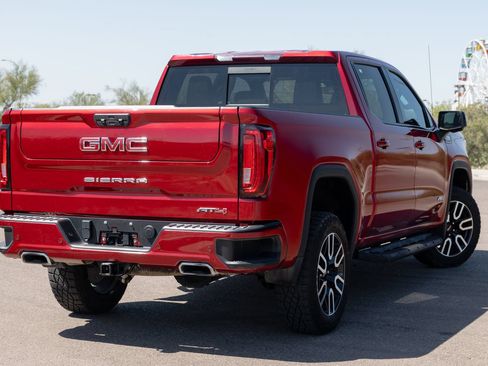 Used 2023 GMC Sierra 1500 AT4 w/ AT4 Preferred Package AWD/4WD image 5