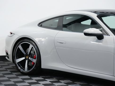 Used 2020 Porsche 911 Carrera 4S image 14