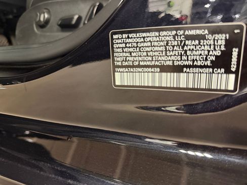 Used 2022 Volkswagen Passat 2.0T SE FWD image 39