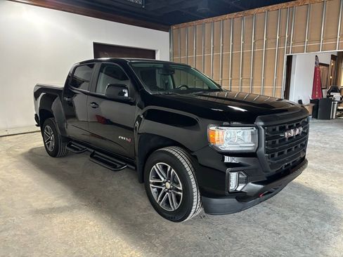 Used 2022 GMC Canyon AT4 w/ Trailering Package image 4