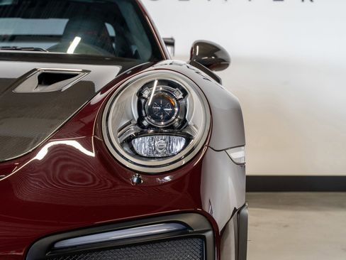 Used 2018 Porsche 911 GT2 RS RWD image 32