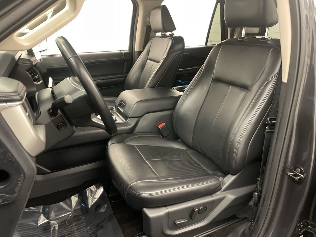 Used 2022 Ford Expedition Max XLT AWD/4WD image 13