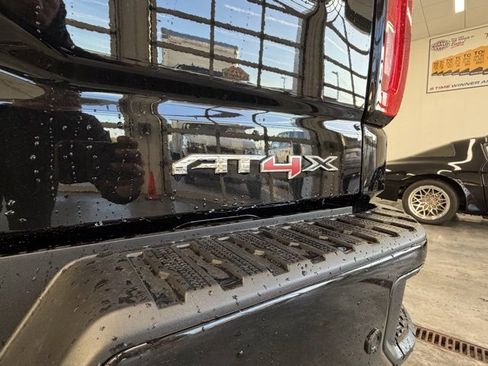 New 2026 GMC Sierra 1500 AT4X image 5