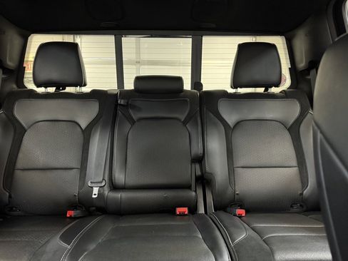 Used 2019 RAM 1500 Laramie w/ Sport Appearance Package image 15