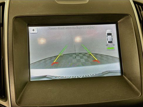 Used 2018 Ford Edge SEL w/ Equipment Group 201A AWD/4WD image 6