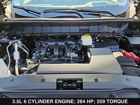 New 2026 Nissan Pathfinder Platinum image 34