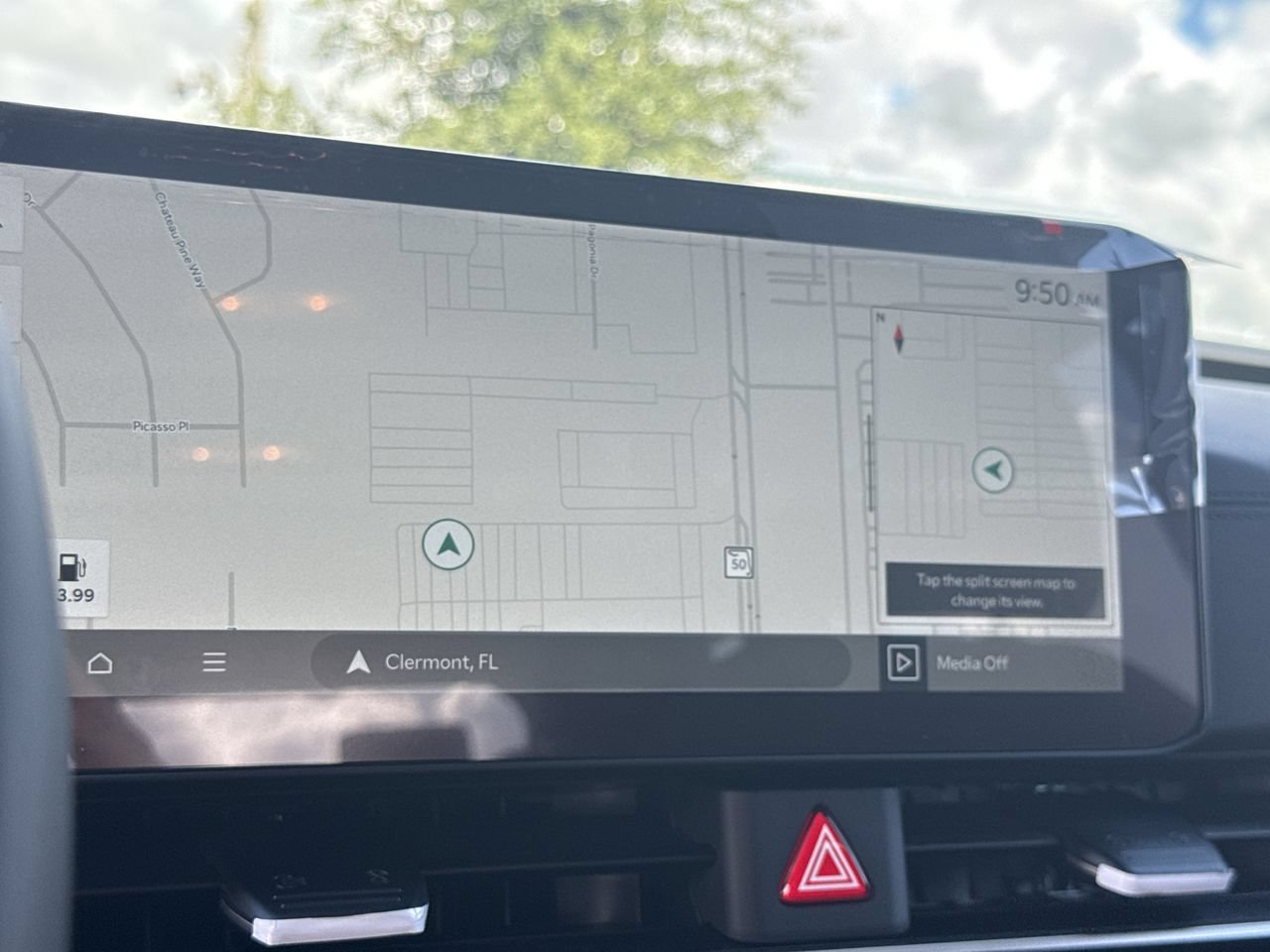 New 2027 Kia Carnival LX FWD image 26