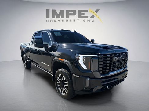 Used 2024 GMC Sierra 2500 Denali Ultimate AWD/4WD image 8