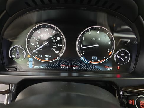 Used 2017 BMW X5 xDrive50i image 22