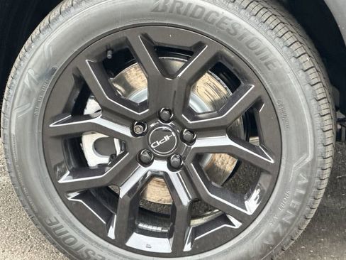 New 2025 Honda Pilot Touring image 32