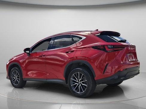 Used 2024 Lexus NX 250 FWD w/ Towing Package (2000 Lbs) image 8
