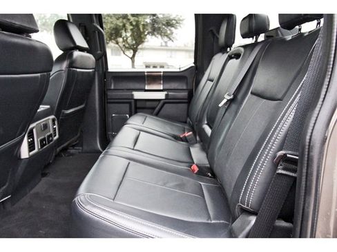 Used 2022 Ford F250 Lariat w/ Lariat Ultimate Package image 11