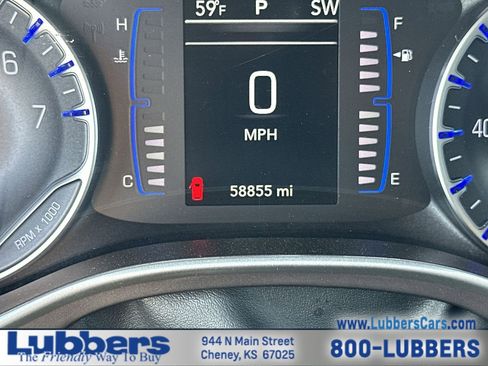 Used 2023 Chrysler Voyager LX image 15