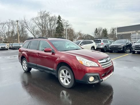 Used 2014 Subaru Outback 2.5i Limited w/ Moonroof Package image 15
