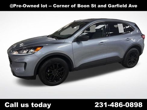 Used 2022 Ford Escape SE w/ Convenience Package image 12