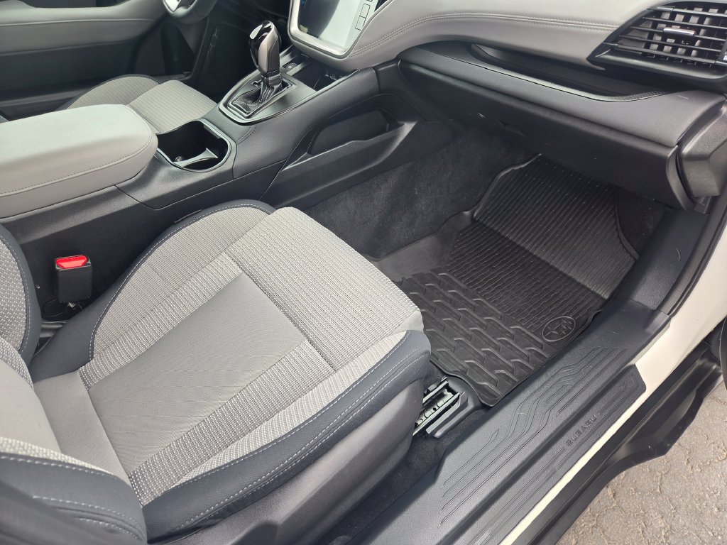 Used 2025 Subaru Outback Premium AWD/4WD image 29