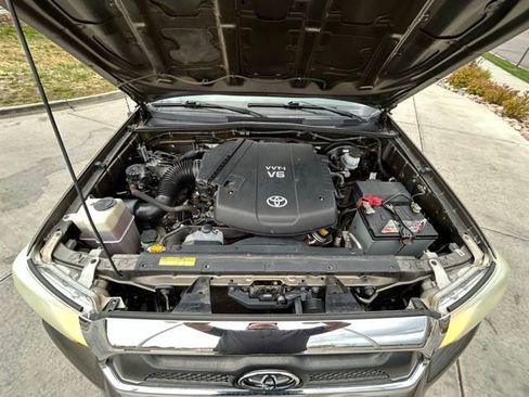 Used 2012 Toyota Tacoma 4x4 Double Cab w/ SR5 Pkg image 35