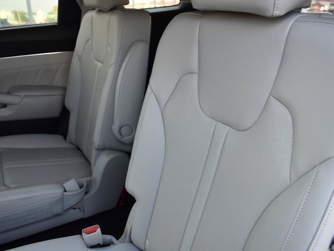 Used 2023 Kia Sorento SX AWD/4WD image 50