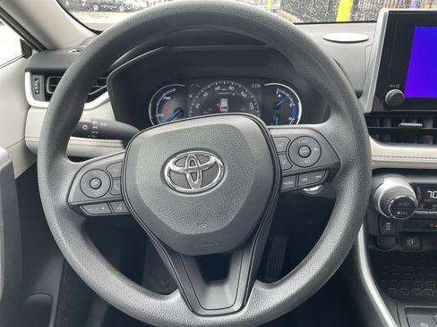 Used 2023 Toyota RAV4 XLE w/ Convenience Package AWD/4WD image 16