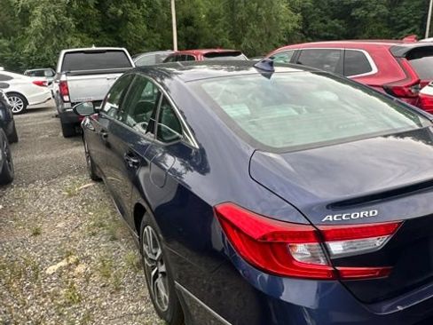 Used 2020 Honda Accord EX image 3