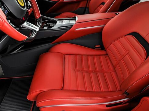 Used 2026 Ferrari Purosangue AWD/4WD image 25