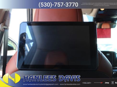 Used 2022 Kia Carnival SX image 18