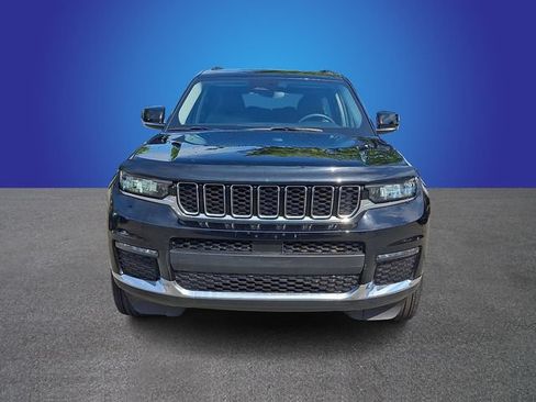 Used 2023 Jeep Grand Cherokee L Limited AWD/4WD image 2