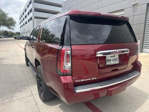 Used 2018 GMC Yukon XL Denali image 8