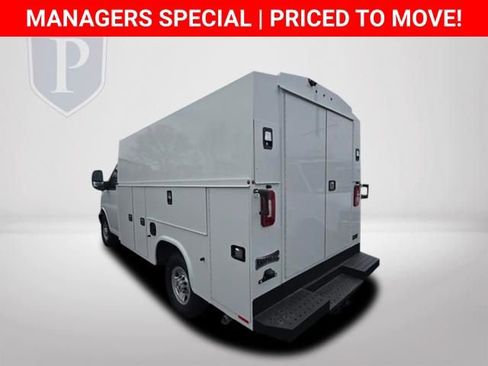 New 2025 Chevrolet Express 3500 w/ Power Convenience Package image 8