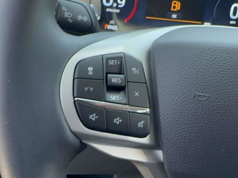 New 2026 Ford Explorer Active AWD/4WD image 16