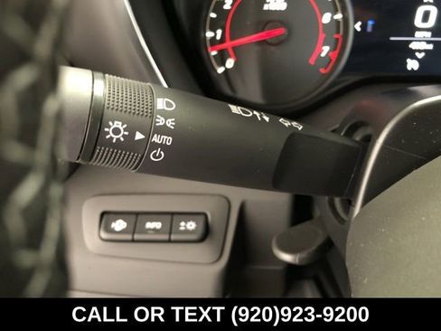 Used 2020 Chevrolet Camaro SS RWD image 27