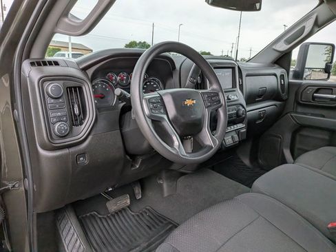 Used 2023 Chevrolet Silverado 2500 Custom w/ Custom Value Package AWD/4WD image 8