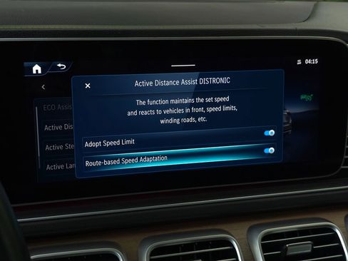 Used 2024 Mercedes-Benz GLE 450e 4MATIC image 45