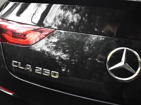 Used 2020 Mercedes-Benz CLA 250 4MATIC image 15