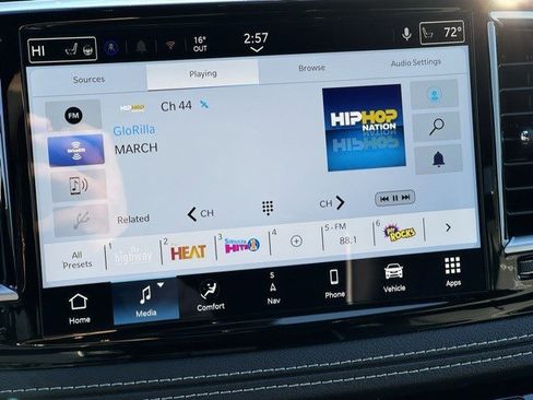 New 2026 Chrysler Pacifica Limited w/ S Appearance Package image 19